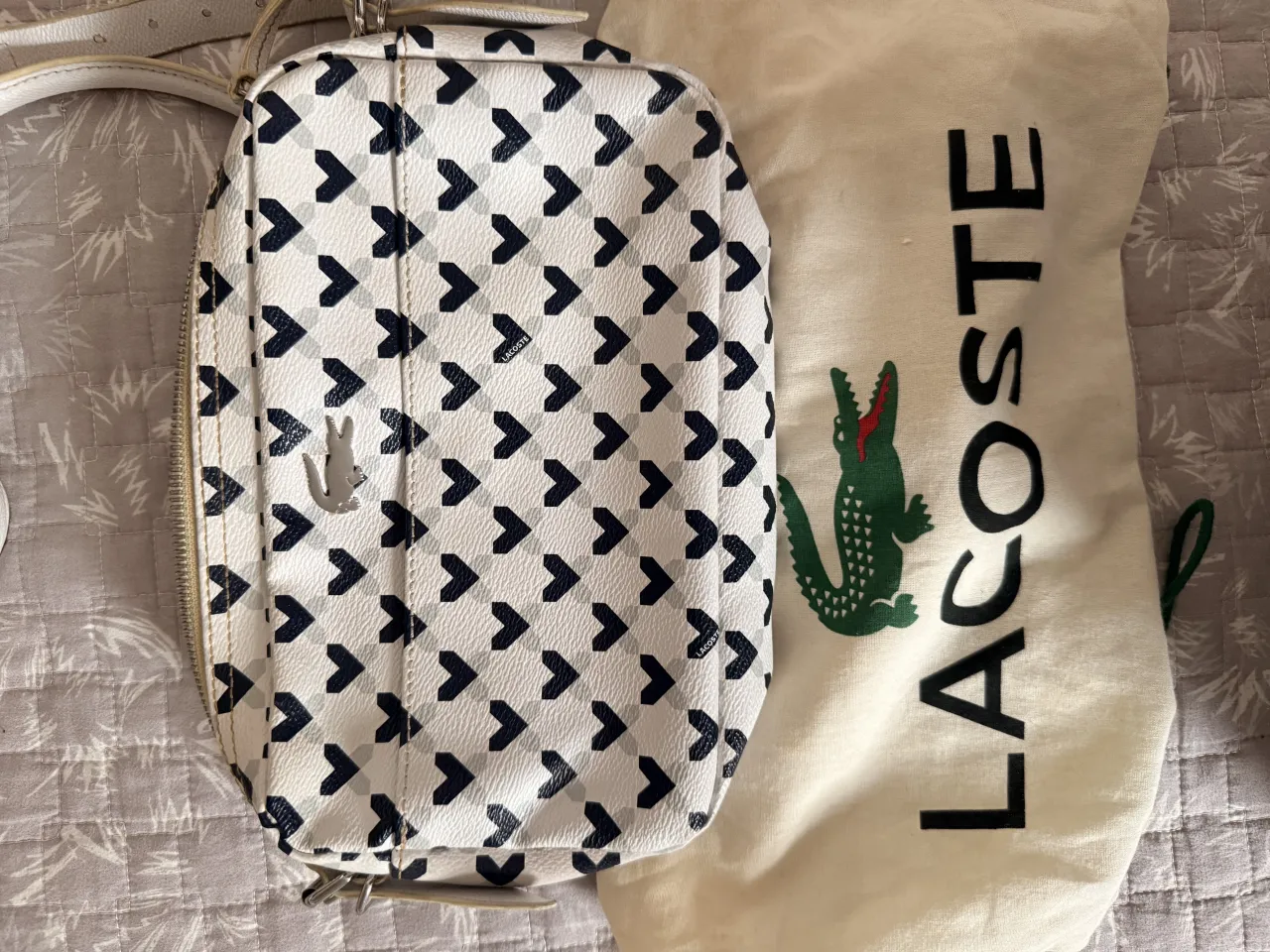 Bolso Lacoste - imagen 2