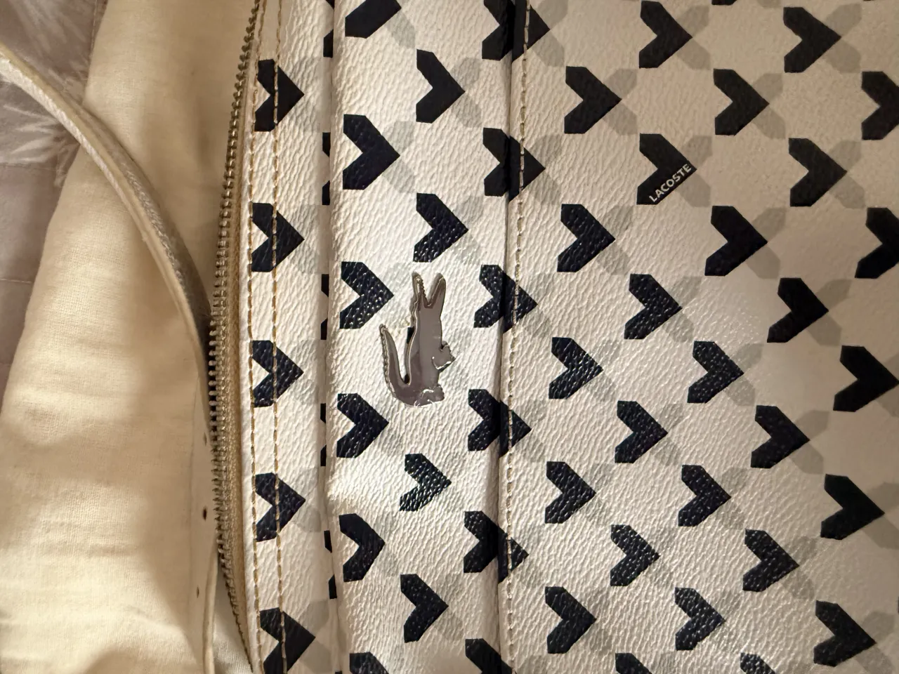 Bolso Lacoste - imagen 6