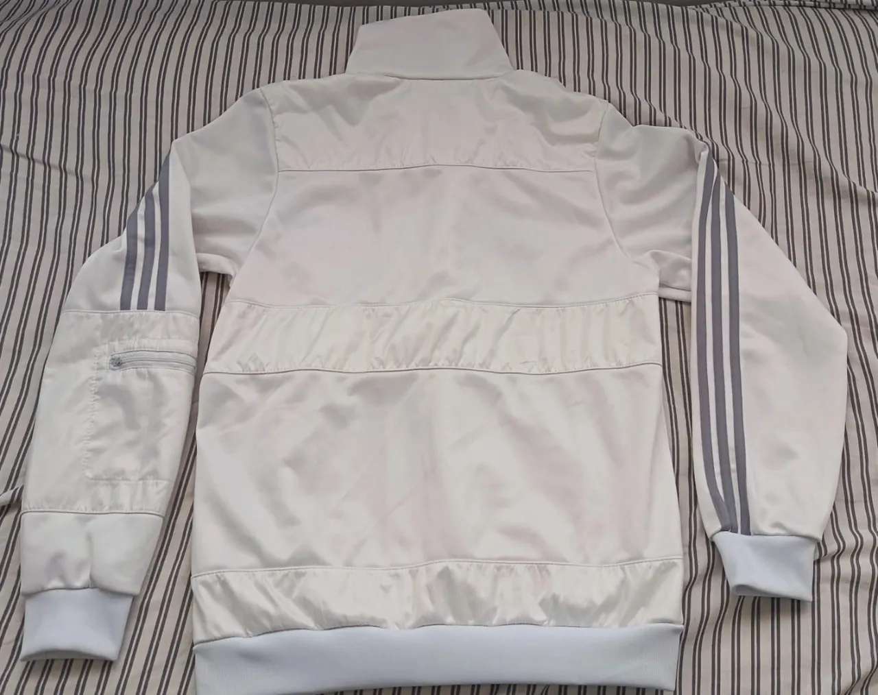 Campera adidas - imagen 3