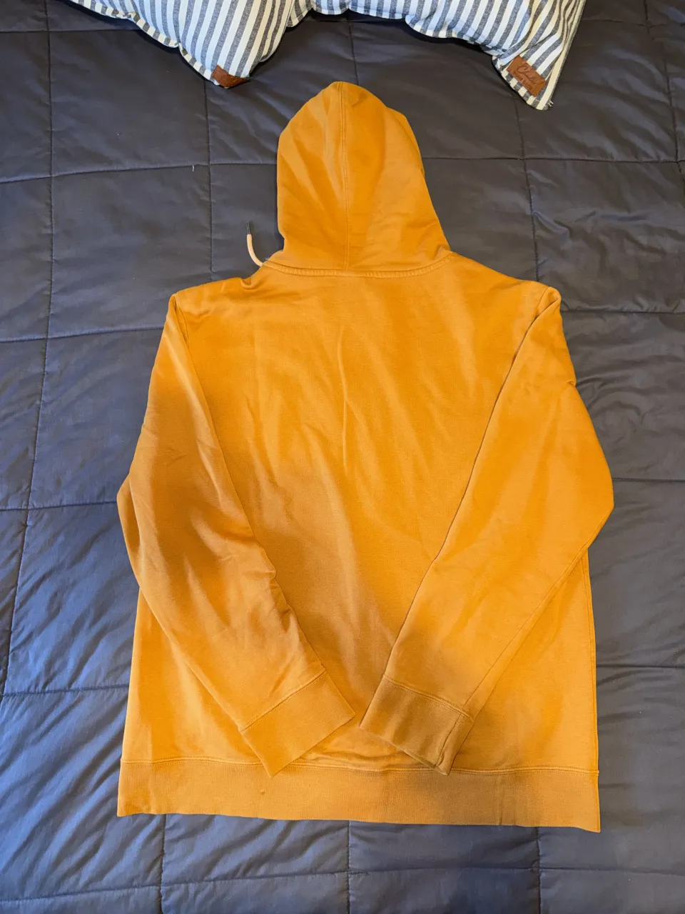 Buzo Volcom - imagen 3