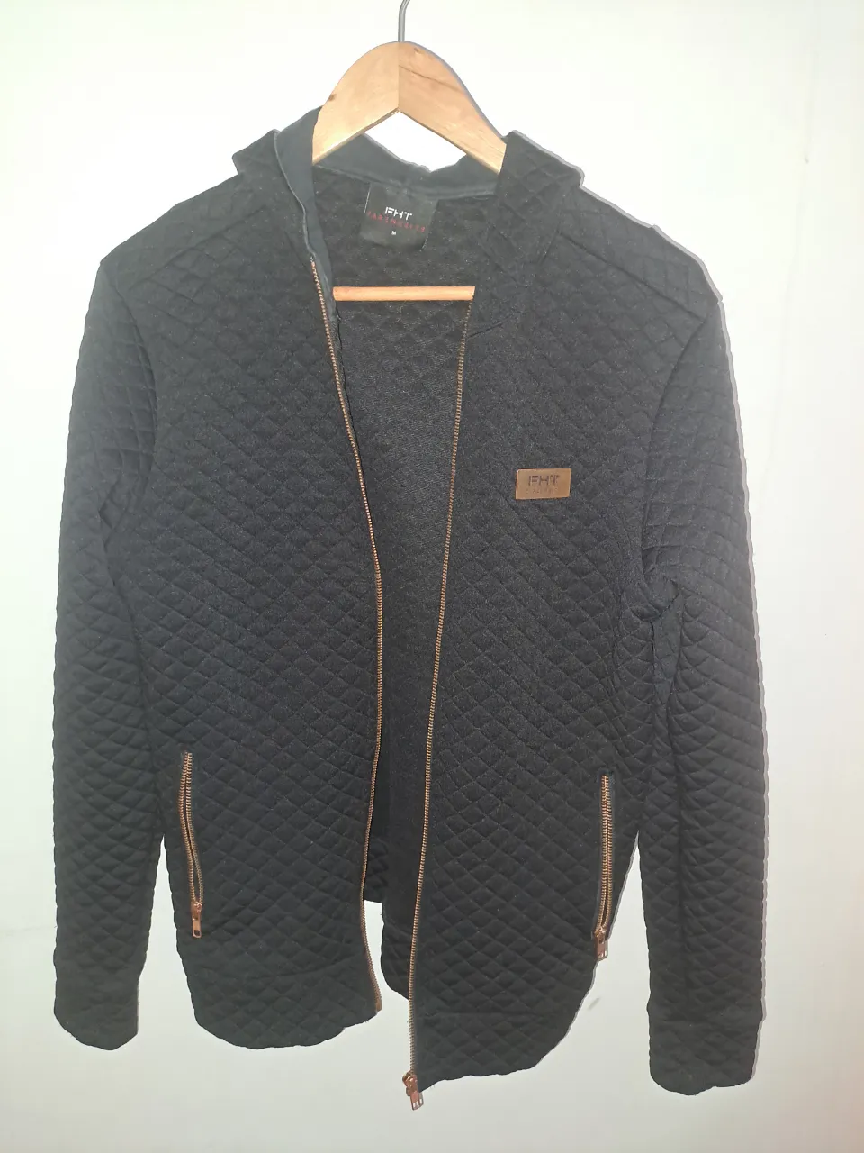 Campera Farenheite - imagen 1