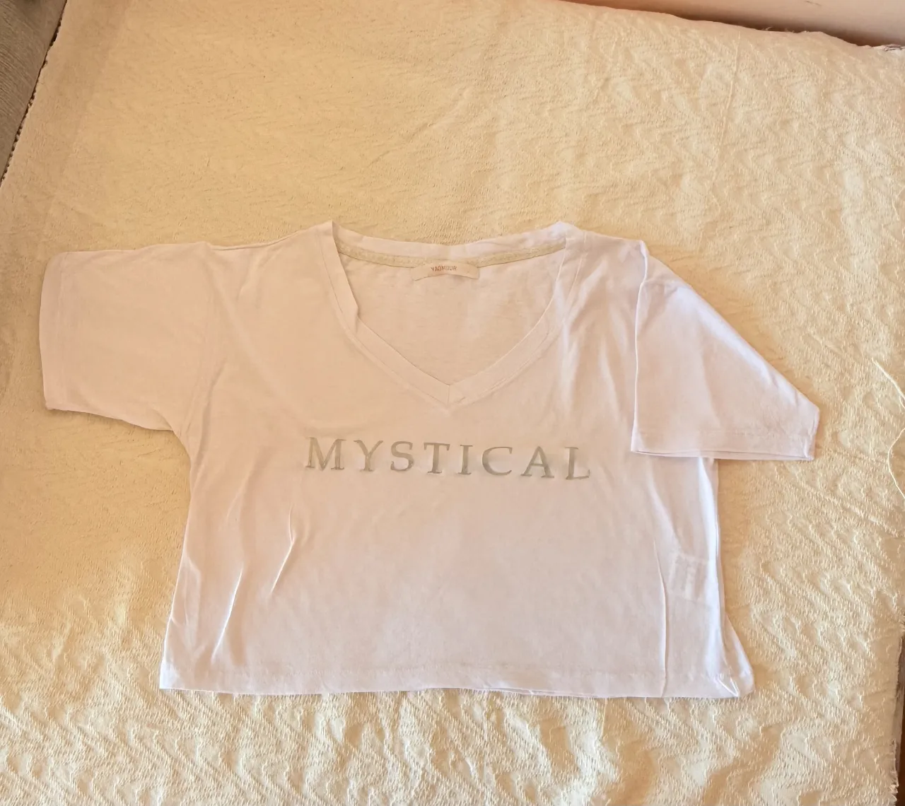 Remera Yagmour - imagen 1