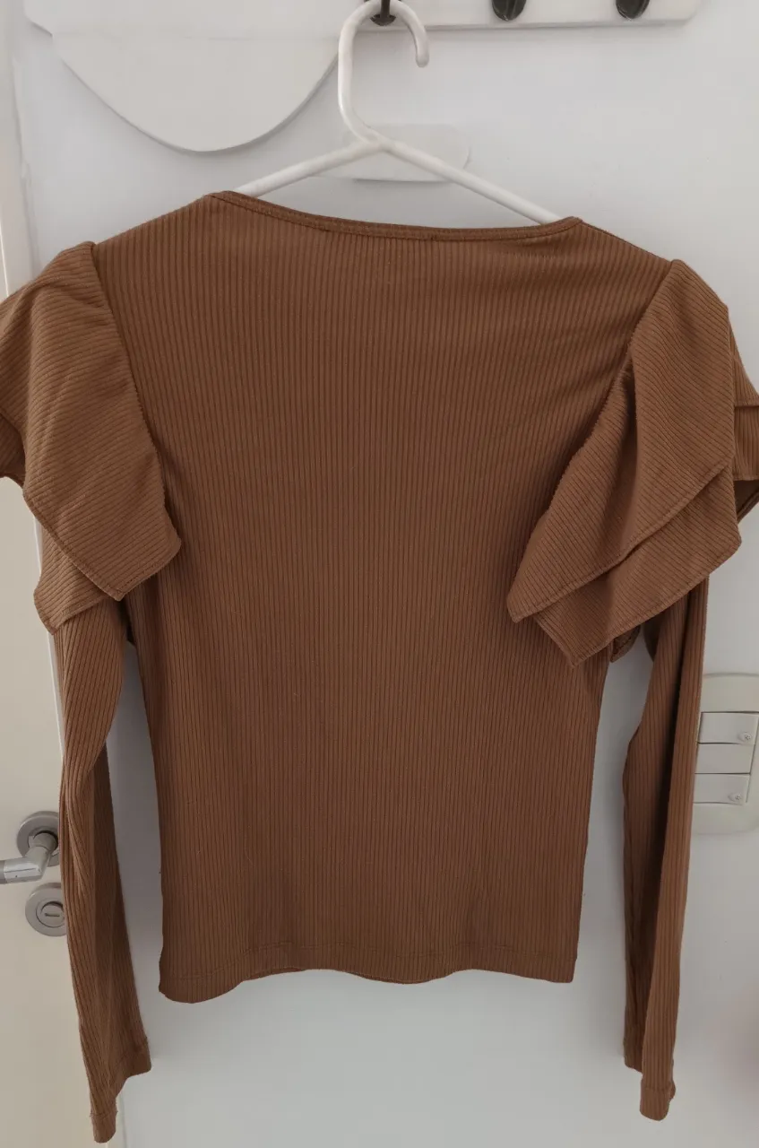Remera Zara - Vista 2