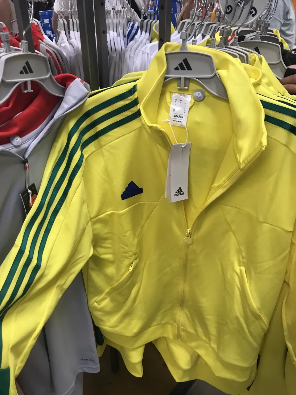 Buzo adidas - imagen 1