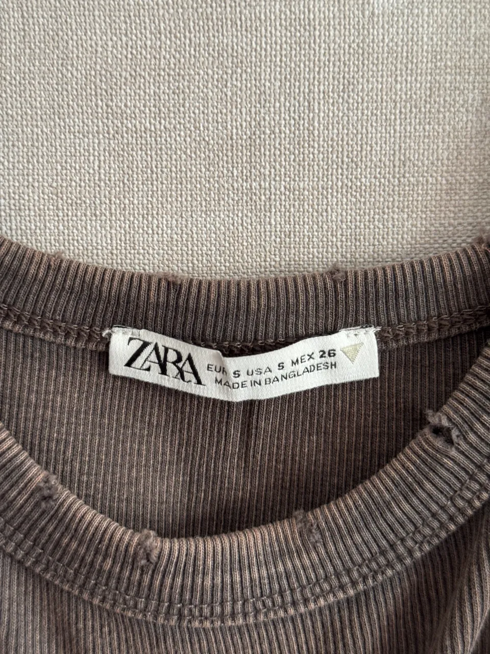 Musculosa Zara miniatura 2