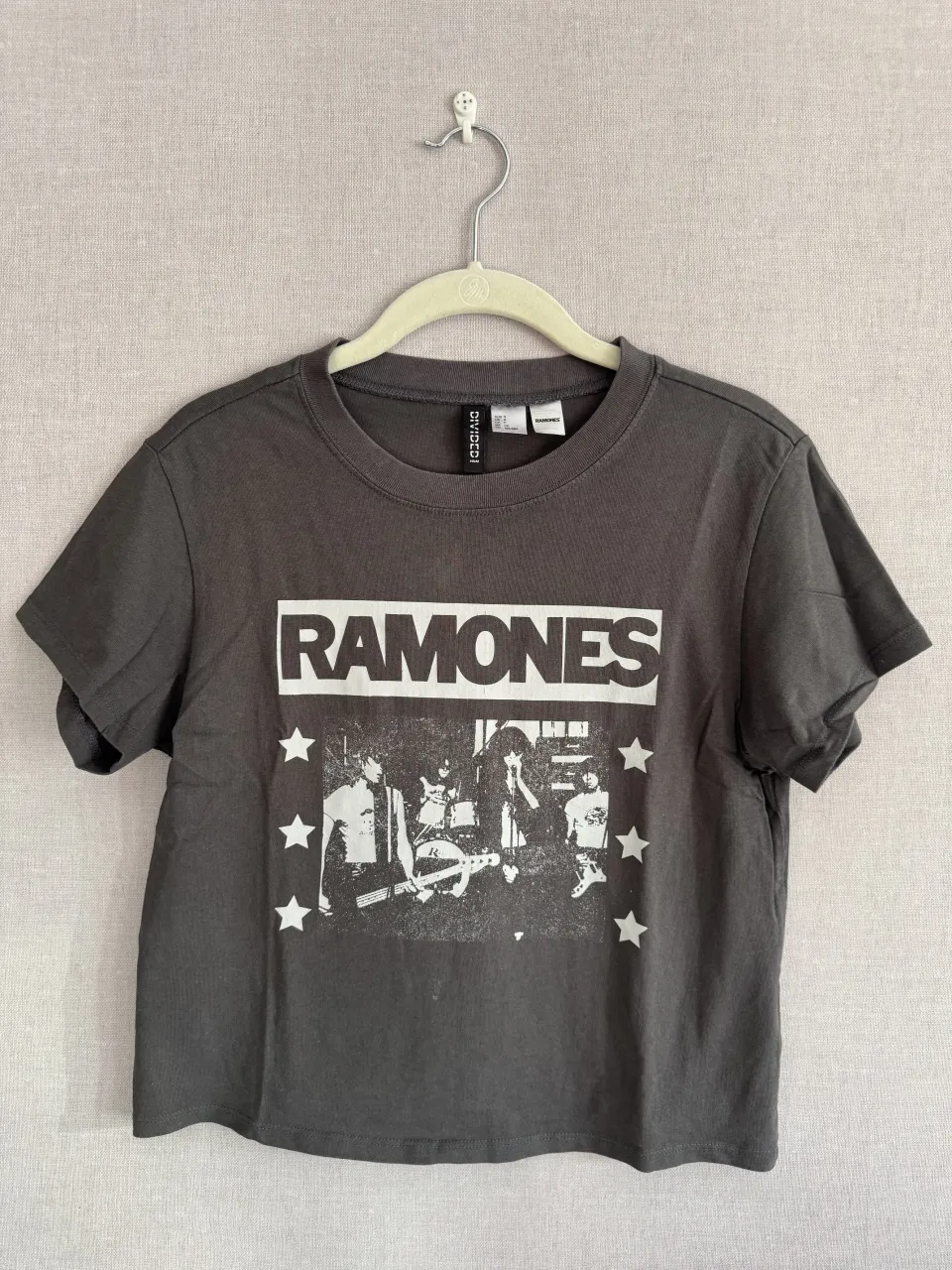 Remera H&M - imagen 1
