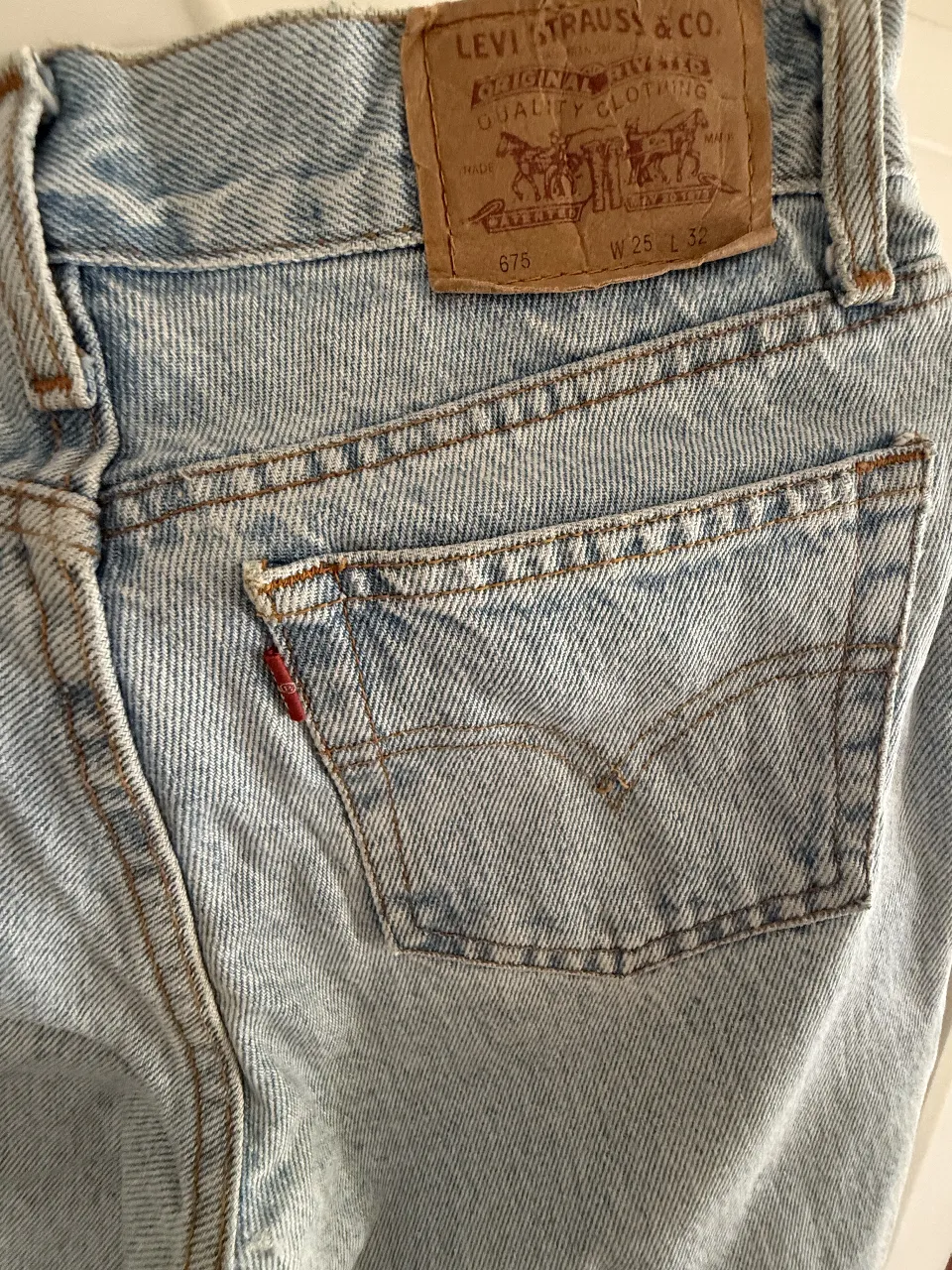 Jean Levi's - imagen 4