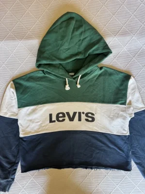 Levi's