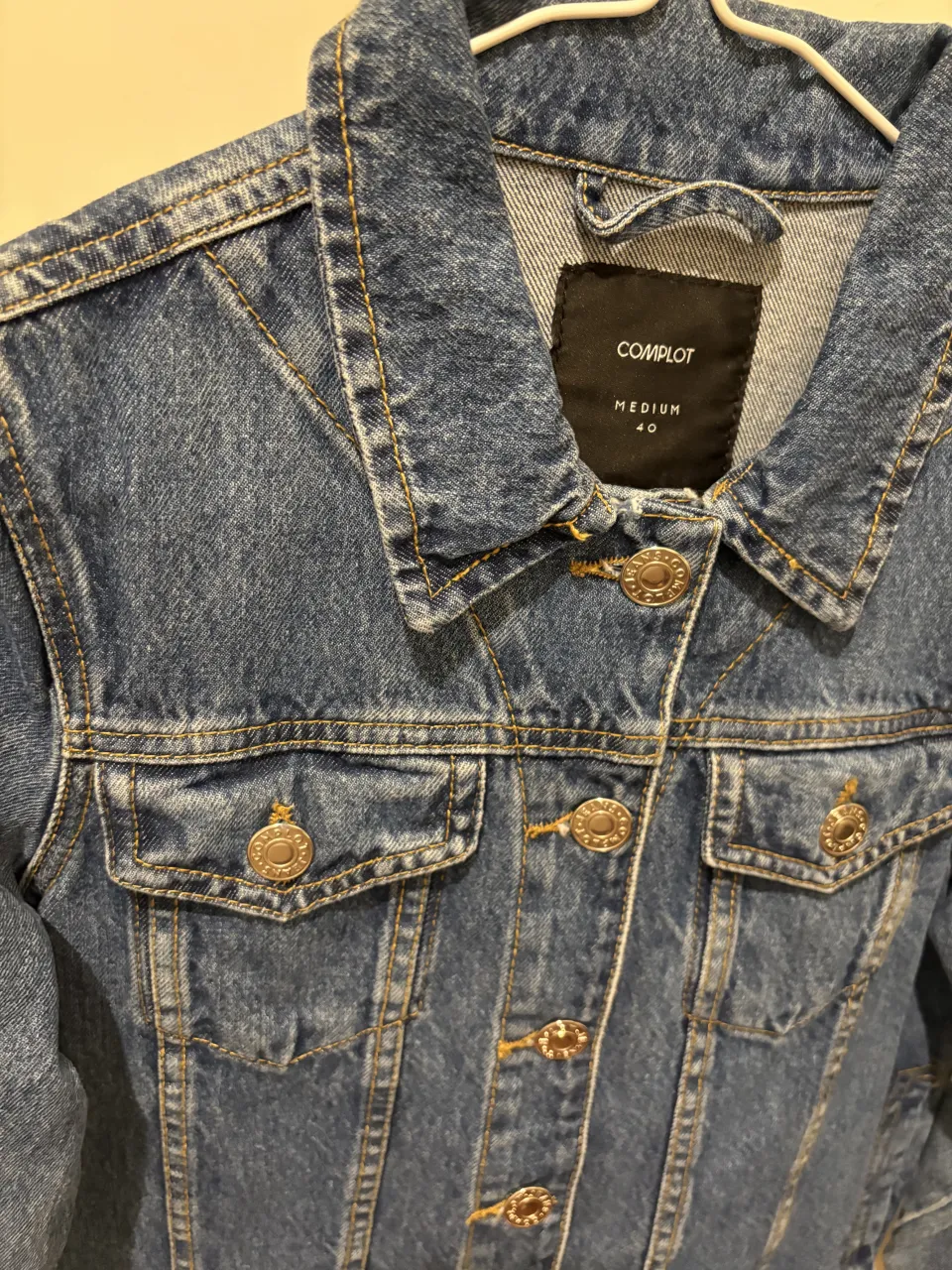 Campera Complot - imagen 2