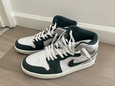 Nike