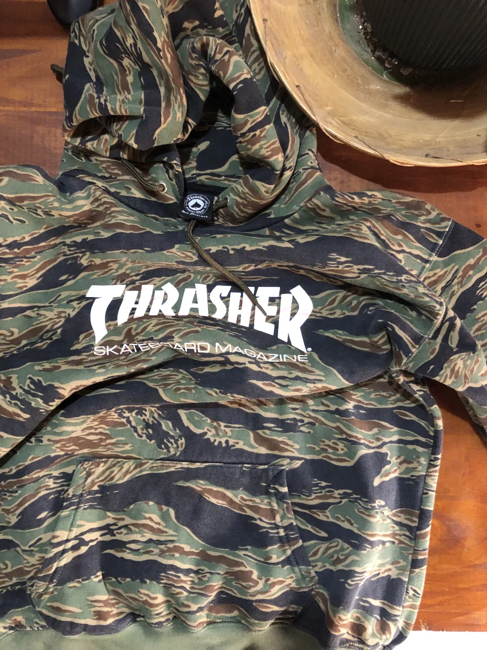 Buzo Thrasher - imagen 2