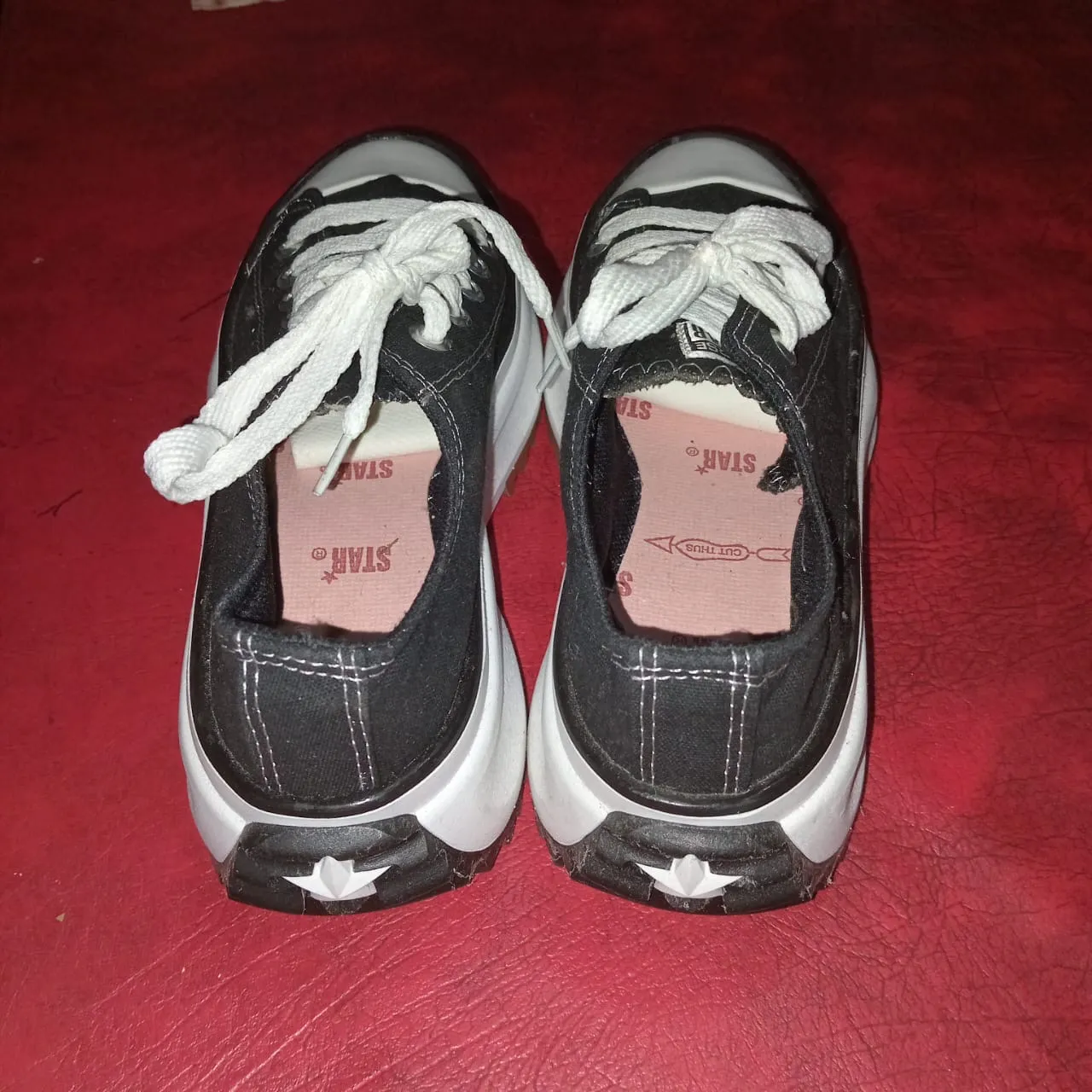 Zapatillas No sé exactamente la marca - imagen 2