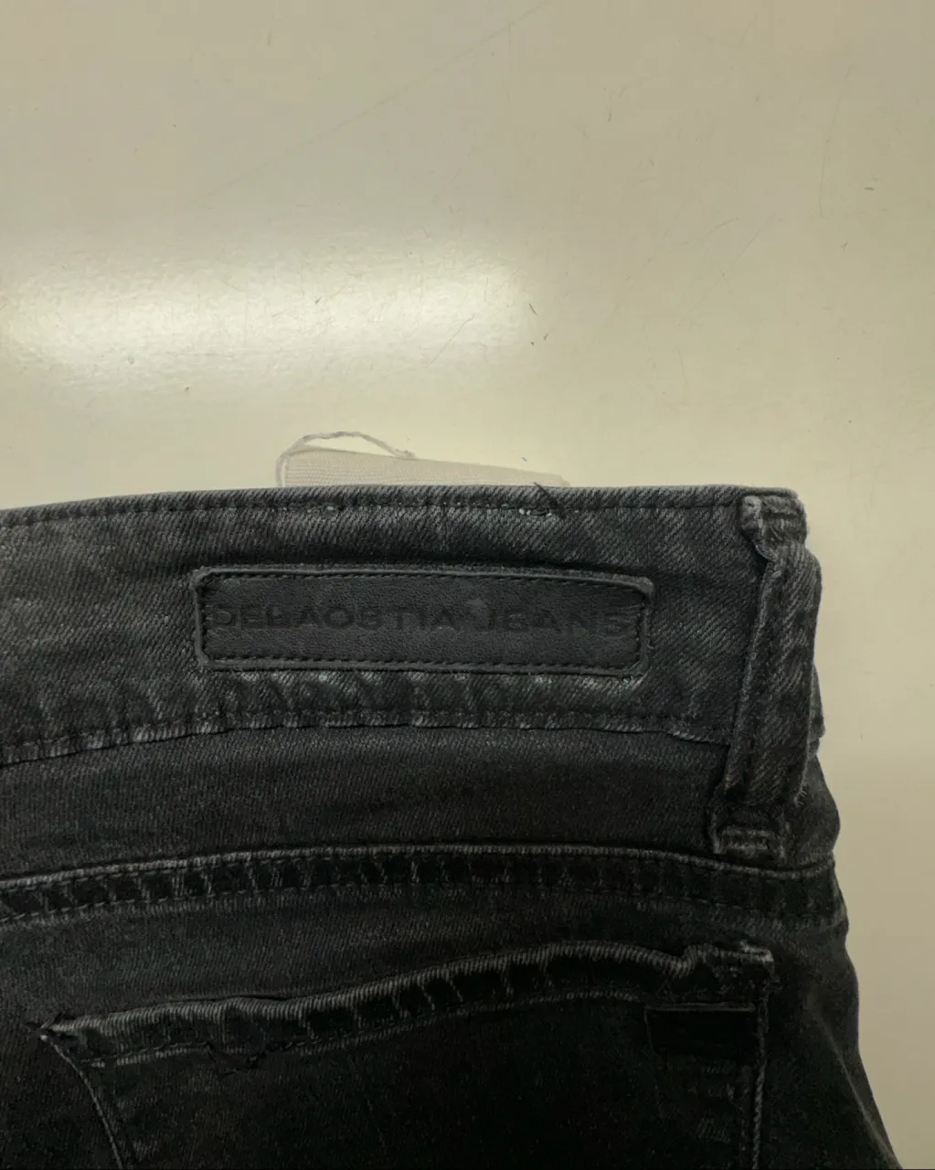 Short Delaostia - imagen 3