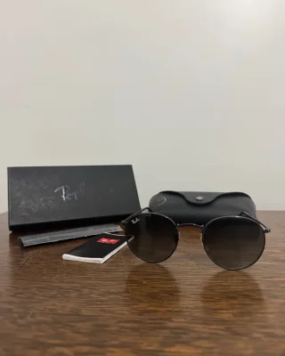 Ray-Ban