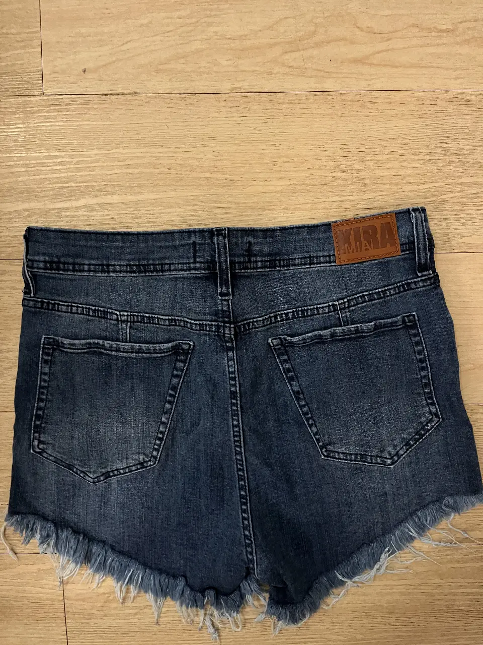 Short Kiramia - imagen 2