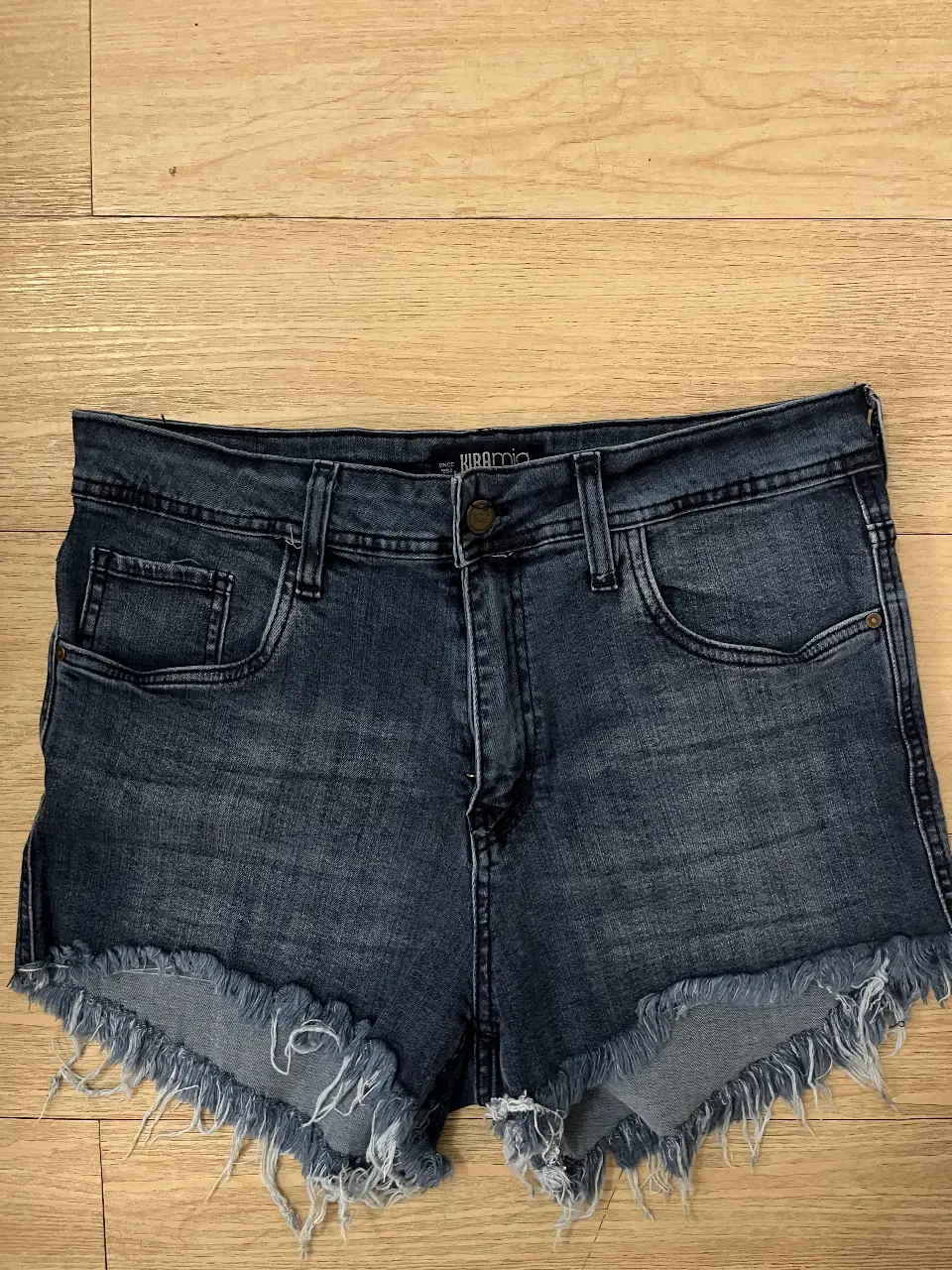 Short Kiramia - imagen 1