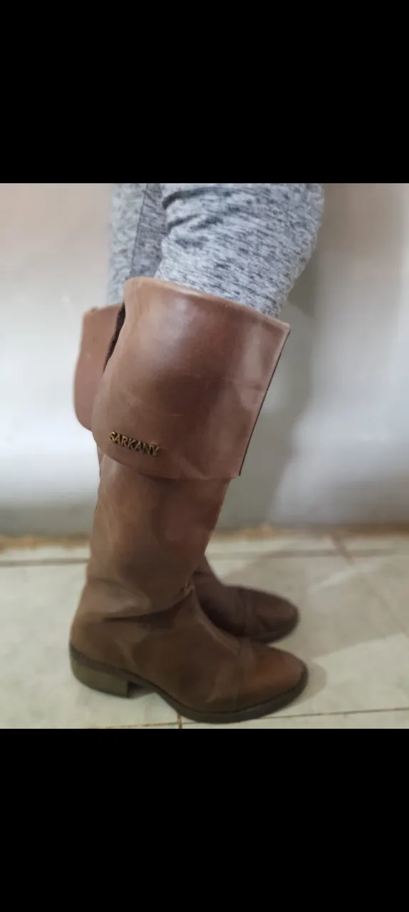 Botas Sarkany