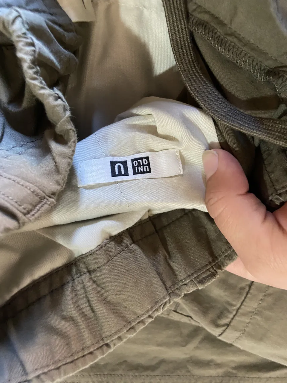 Pantalón Uniqlo - imagen 5