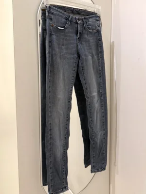 Levi's