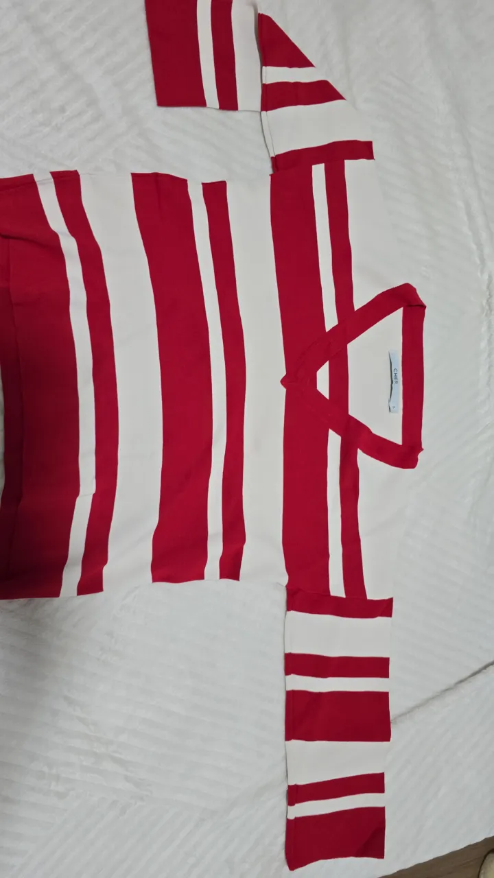 Remera CHER. - imagen 3
