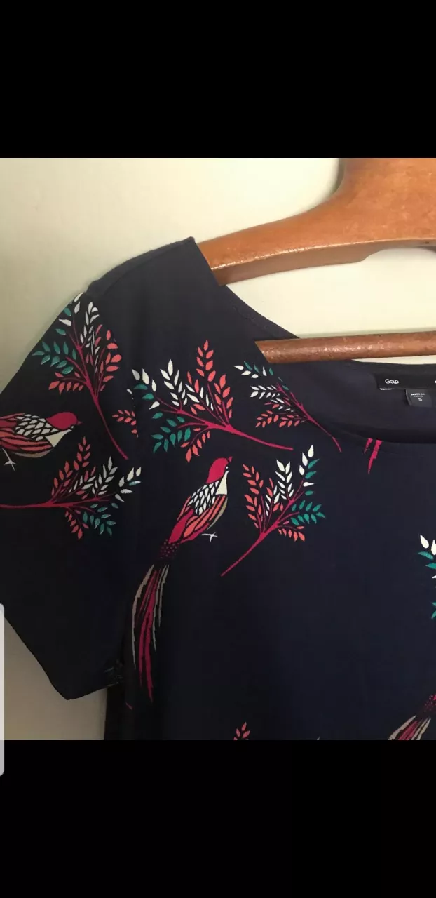 Remera GAP - Vista 2