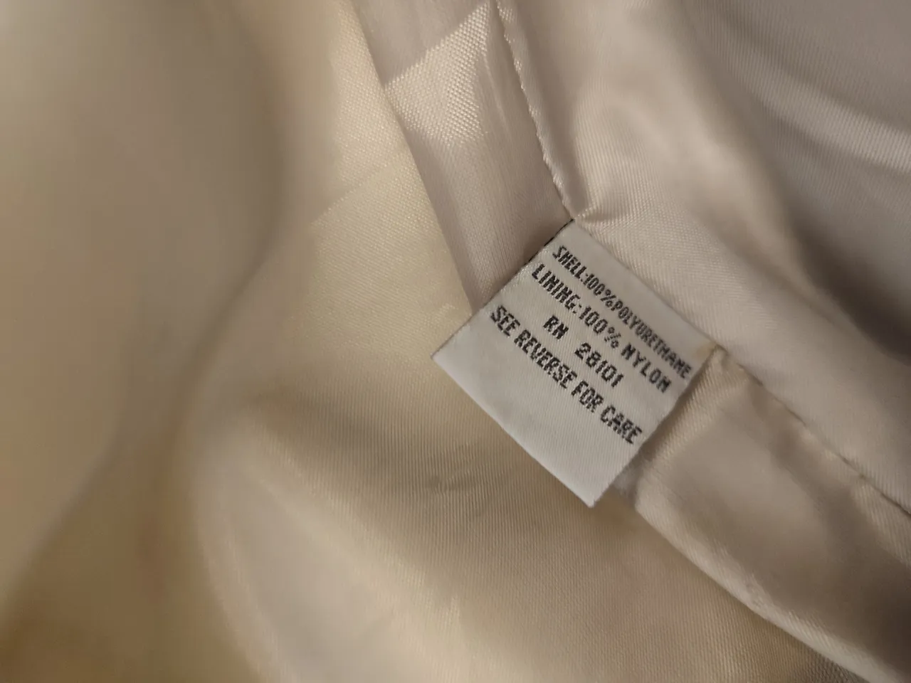 Campera Rave - Vista 4