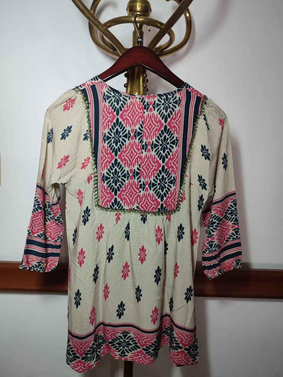 Blusa motivi - imagen 3