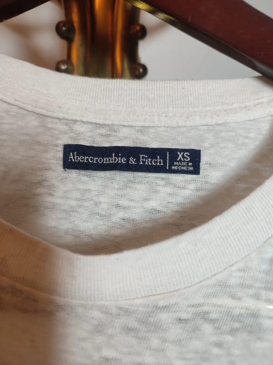 Remera Abercrombie & Fitch - Vista 3