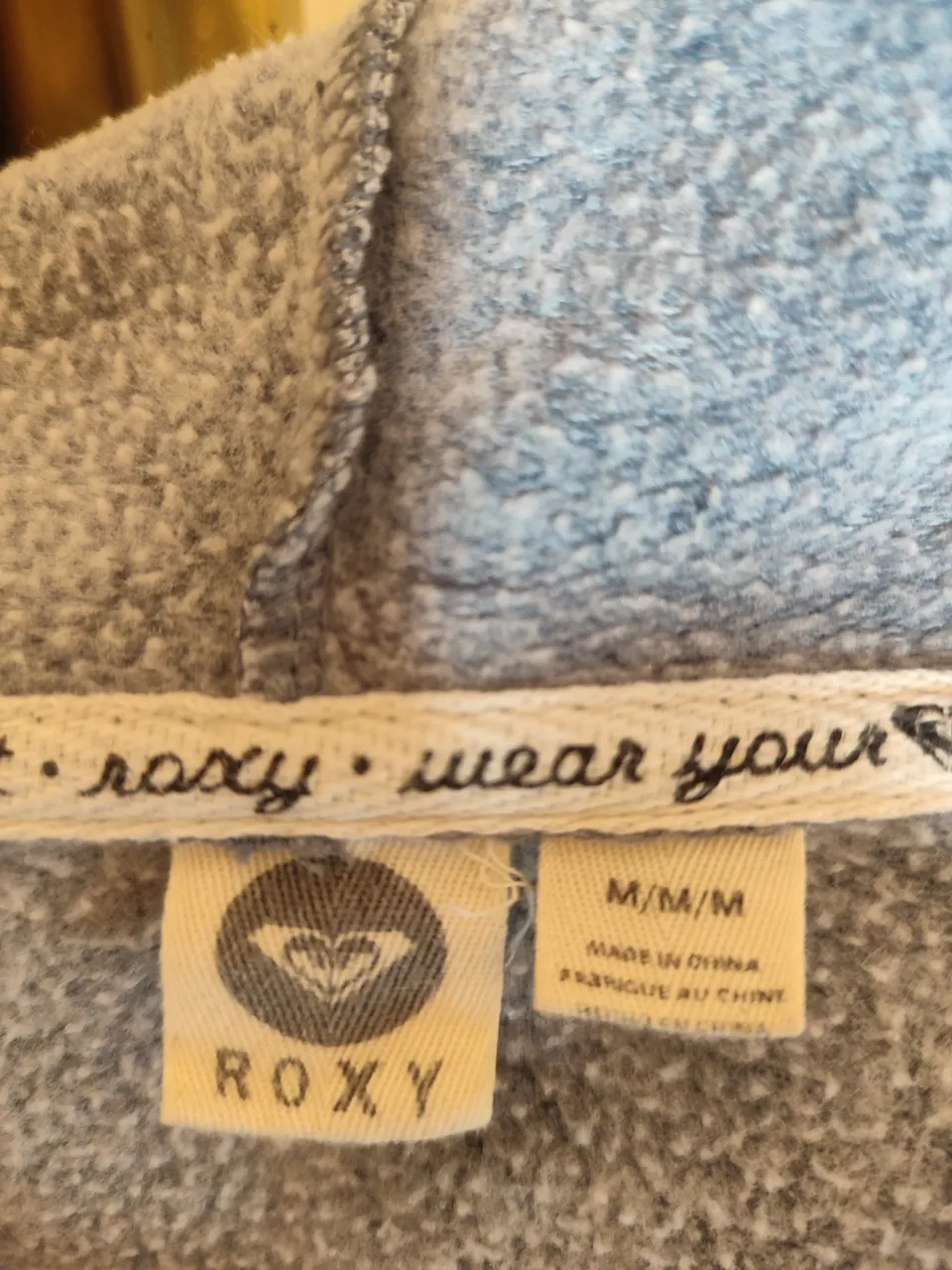 Buzo Roxy - imagen 2