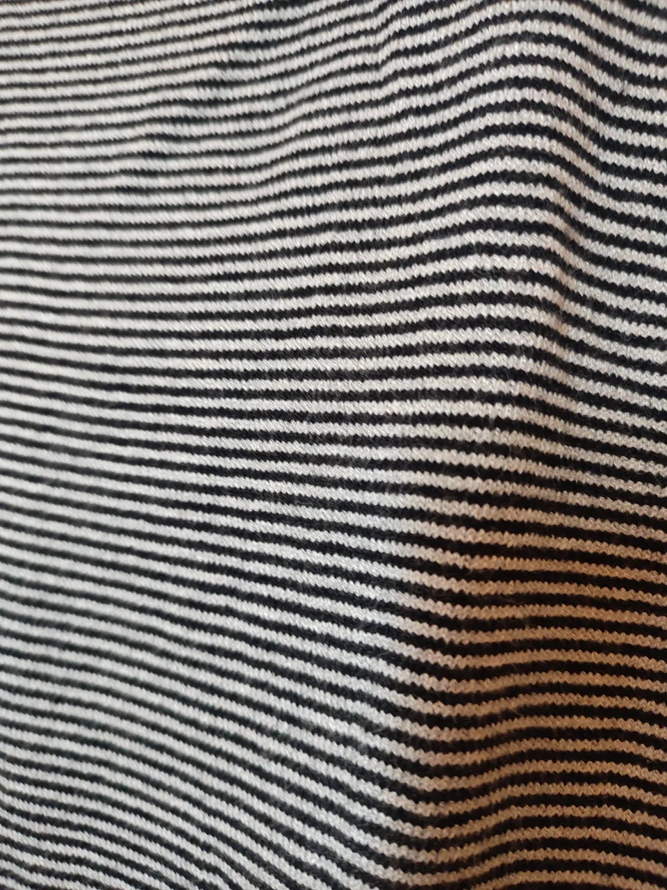 Polera A ≠ - imagen 3