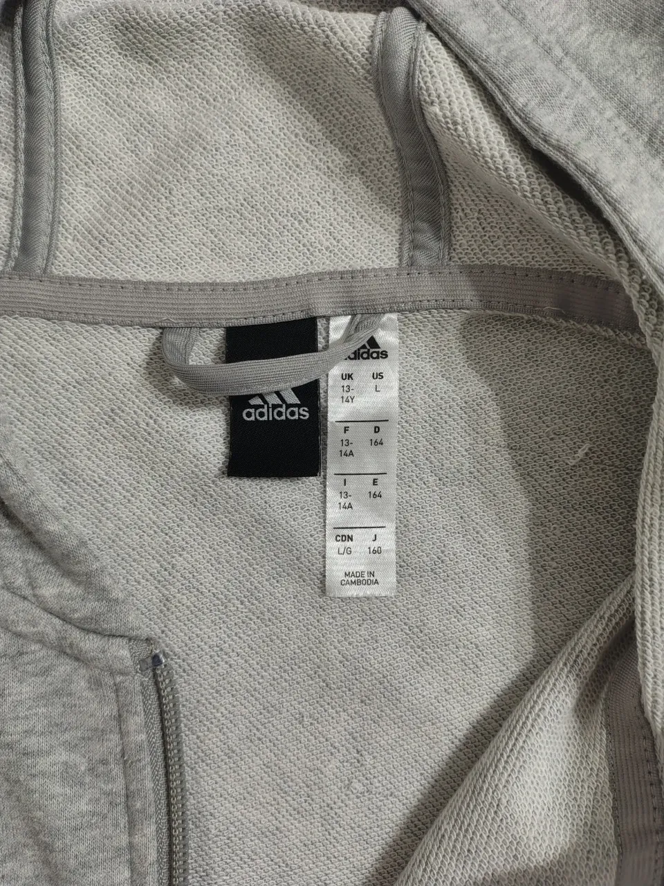 Buzo adidas miniatura 4