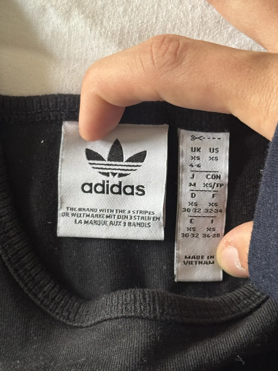 Top adidas - imagen 2