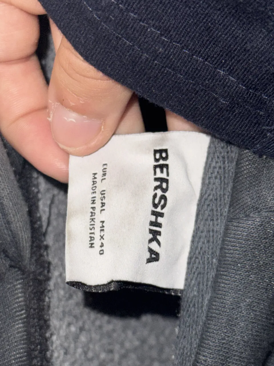 Buzo Bershka - imagen 3
