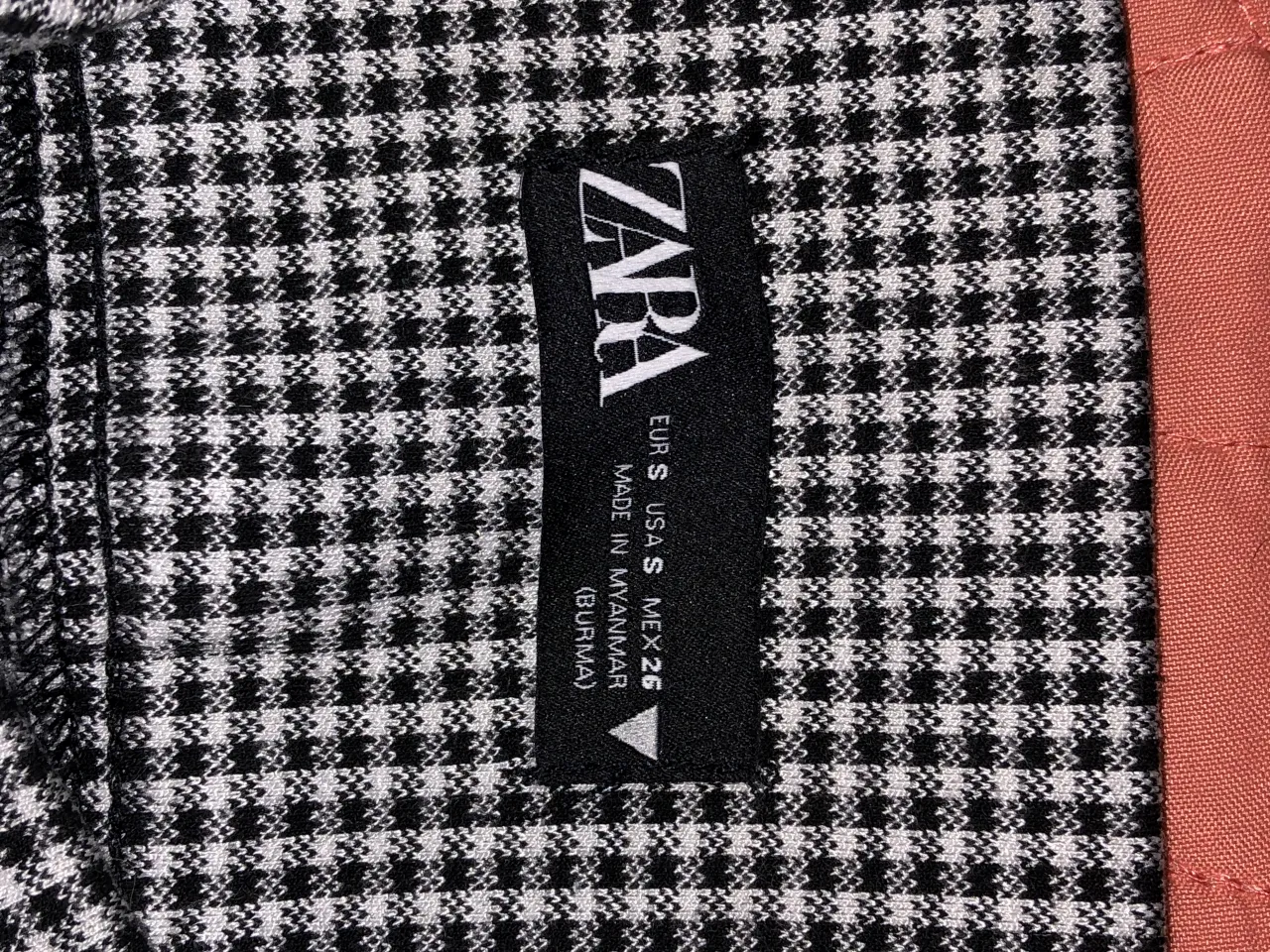 Pantalón Zara miniatura 4