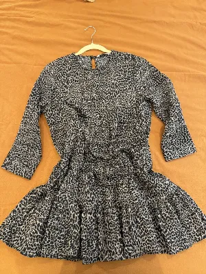 Zara Woman