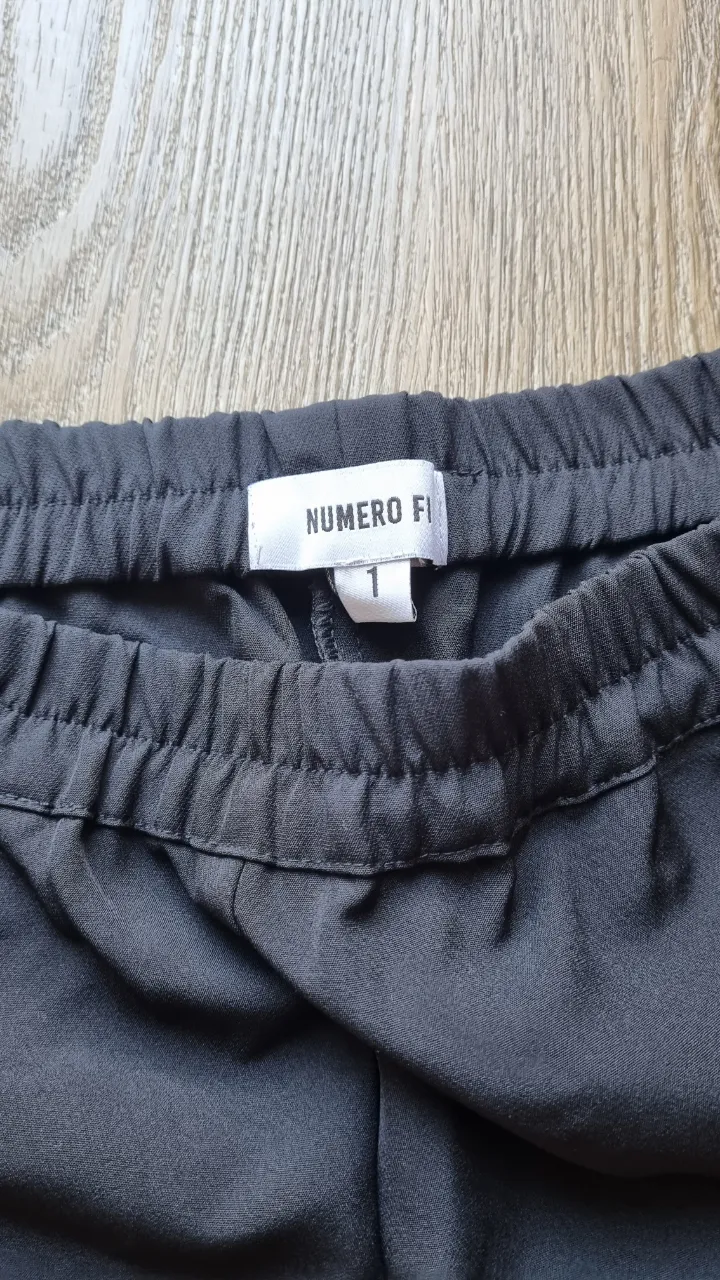 Short Numero fi - imagen 3