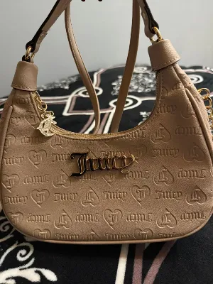 Juicy Couture
