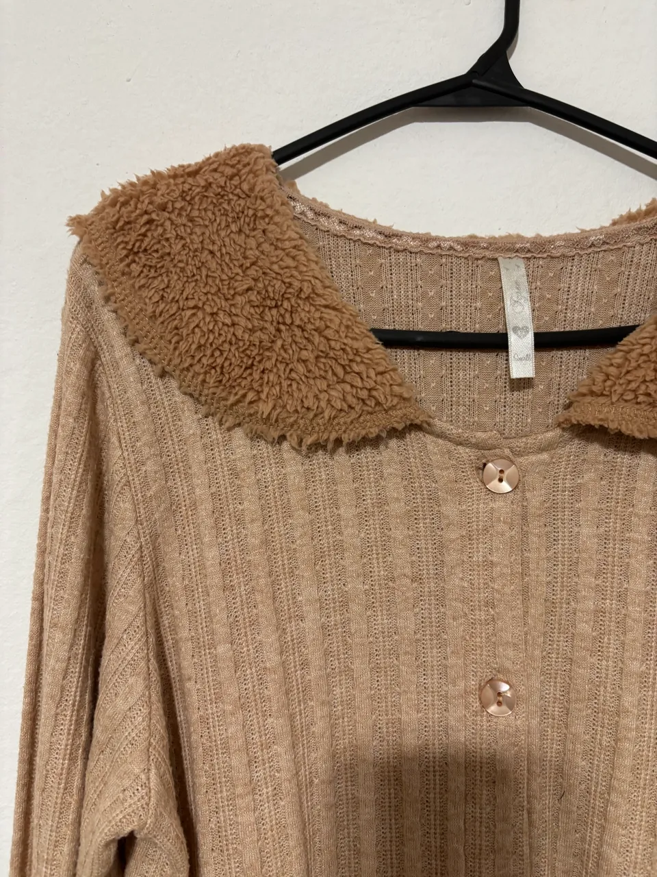 Cardigan Otra marca - imagen 4