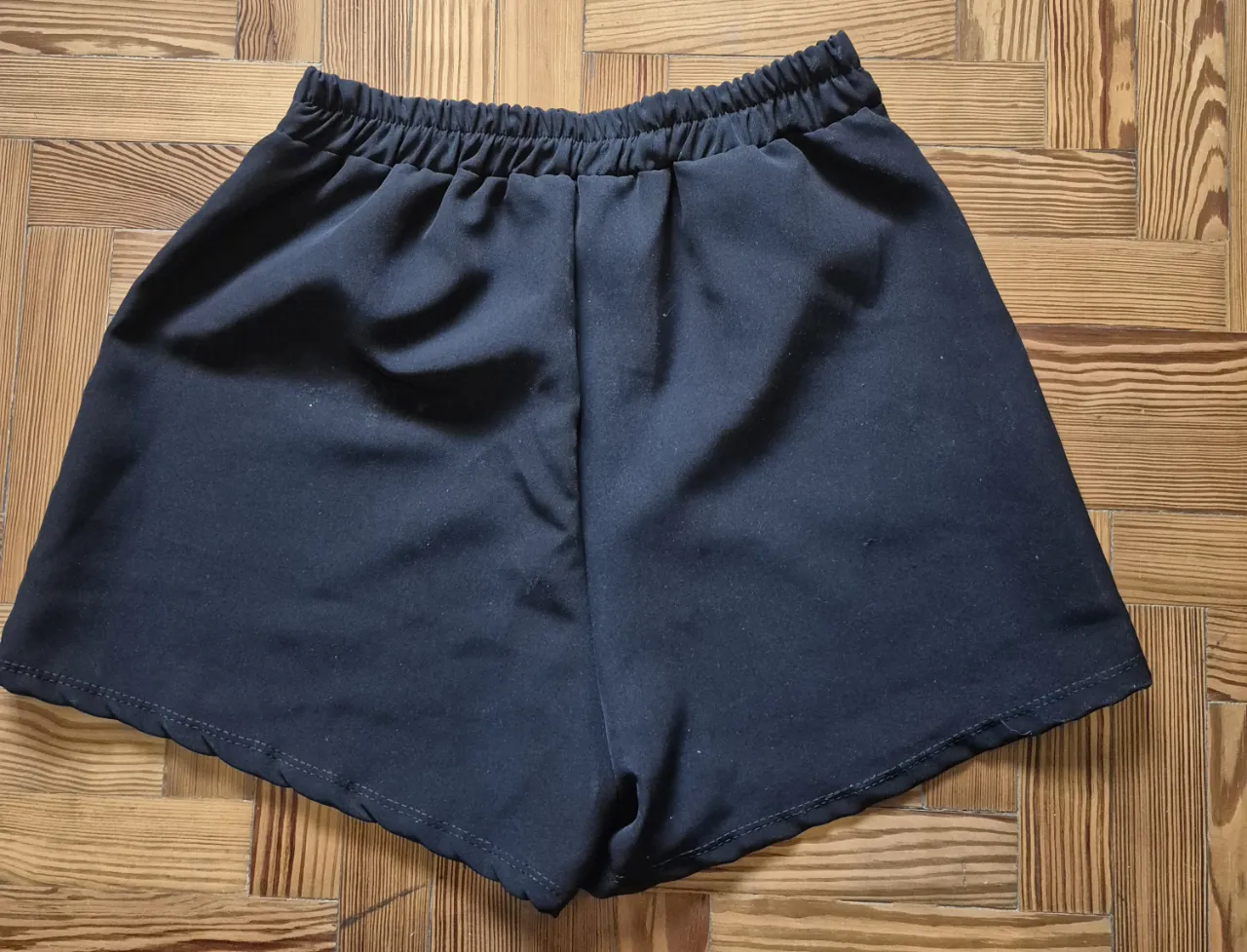 Short A ≠ - imagen 2