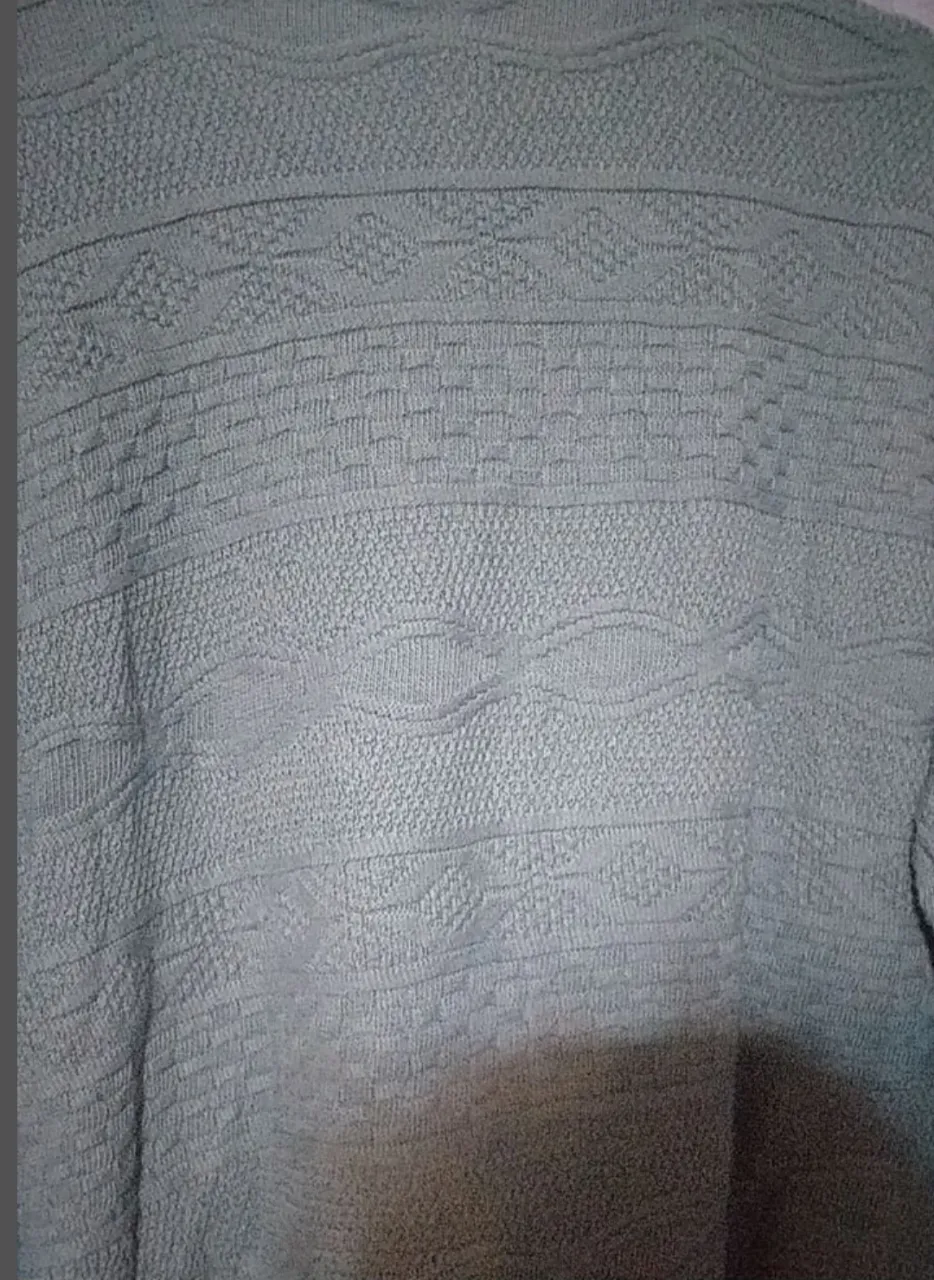 Sweater Desconocida - imagen 2