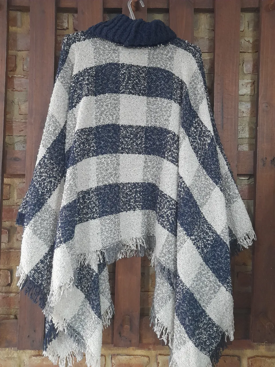 Poncho Otra - imagen 2
