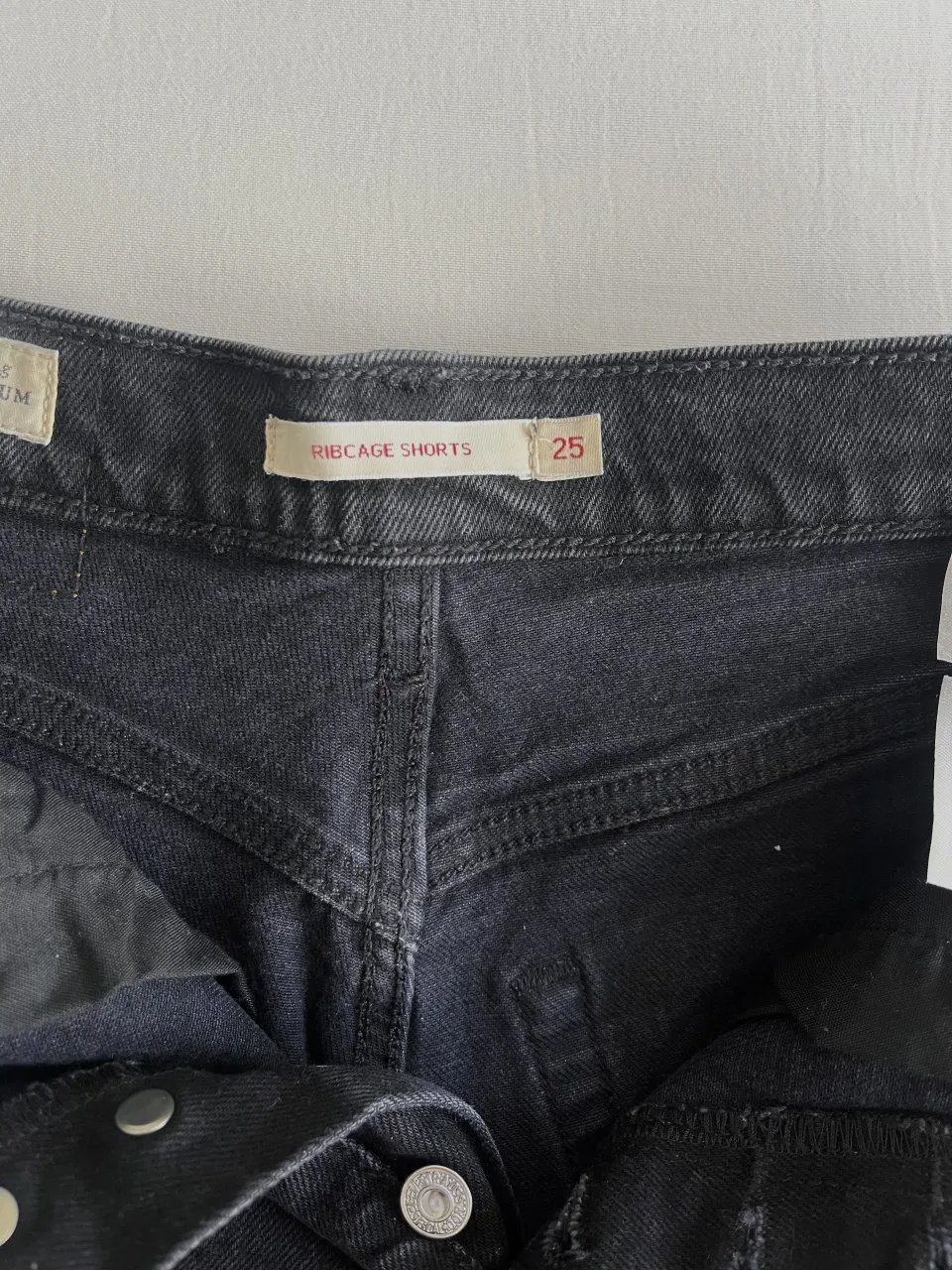 Short Levi's - imagen 4