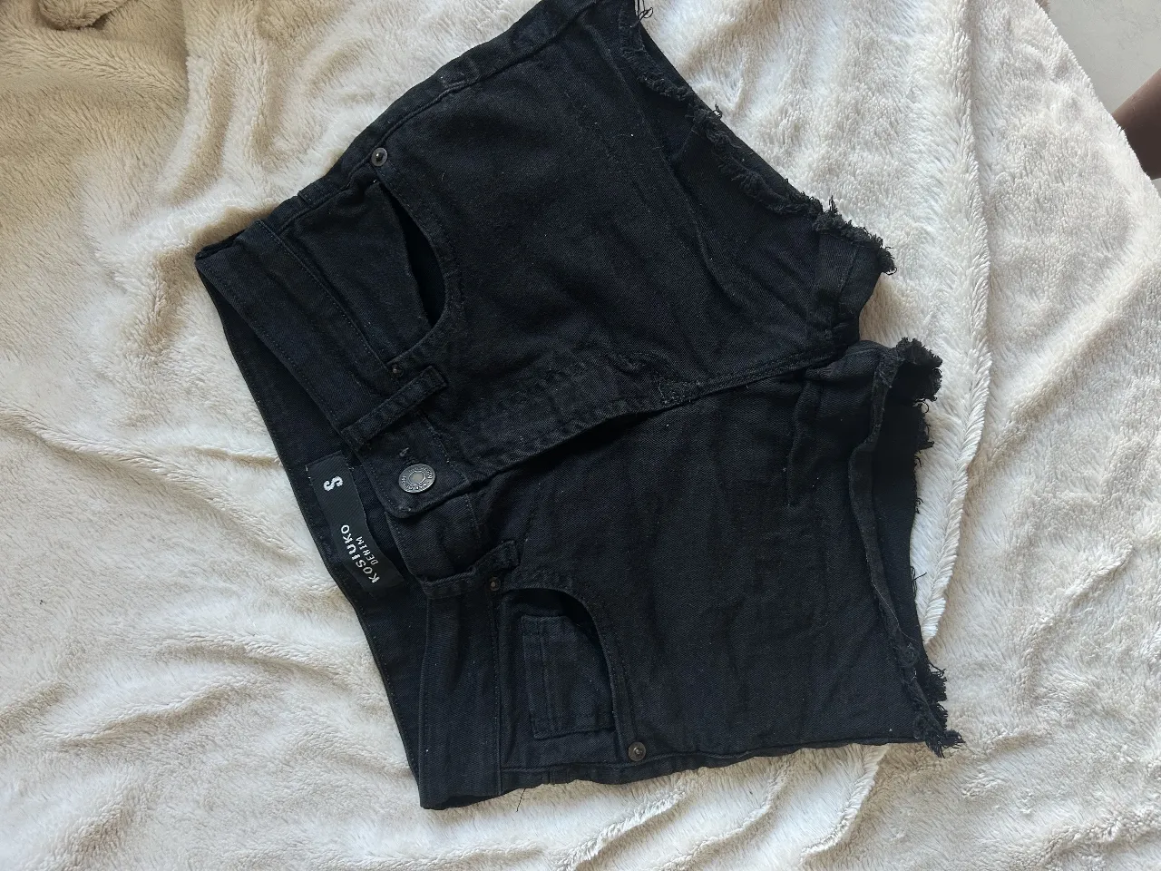 Short Kosiuko - imagen 3