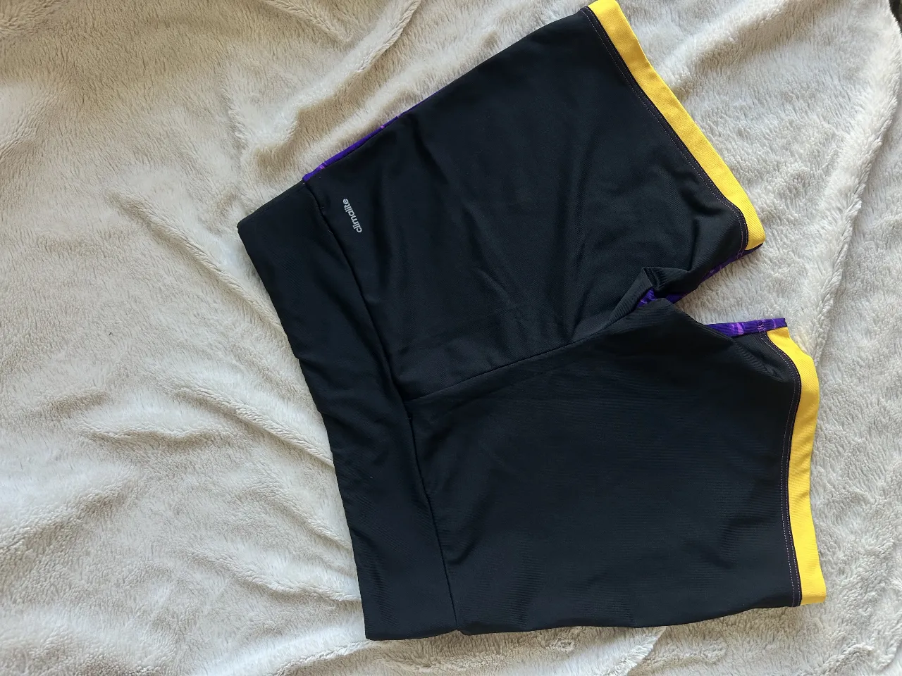Short adidas - imagen 3