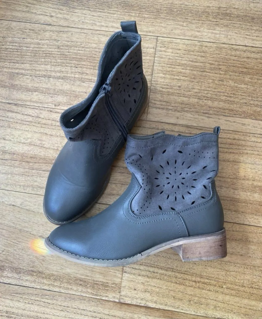 Botines Bata - imagen 3