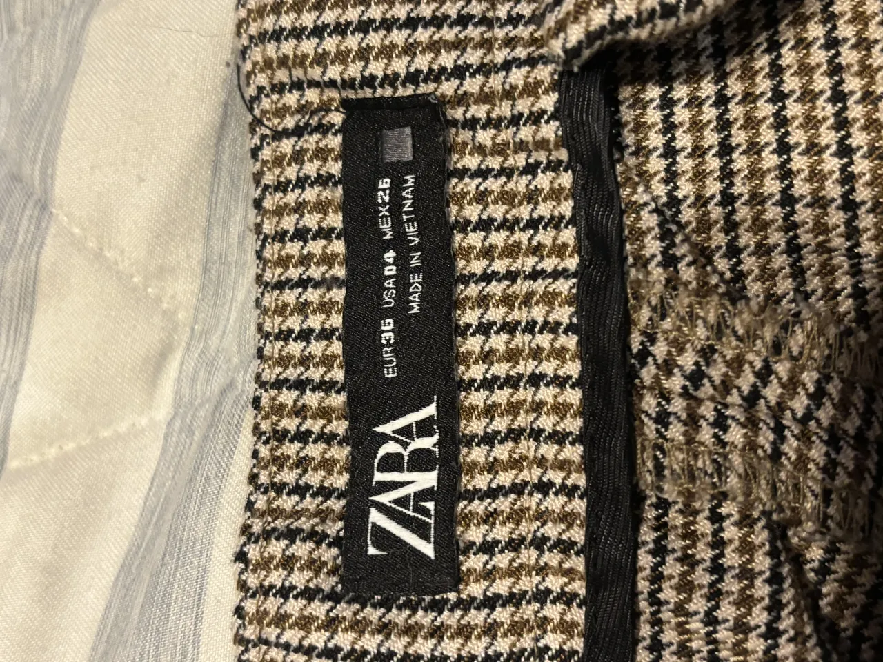 Pantalón Zara - Vista 2