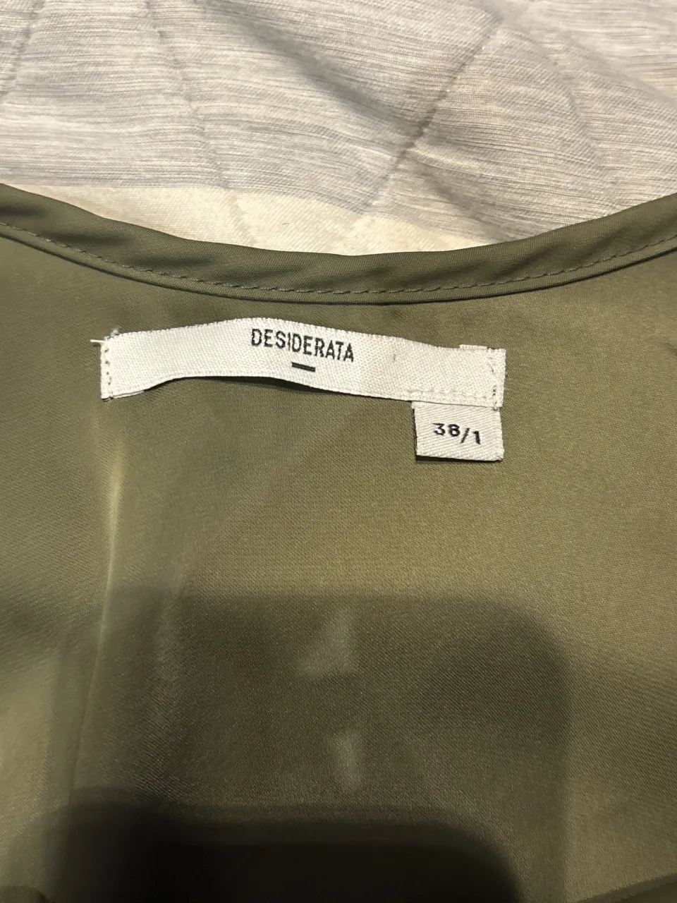 Musculosa Desiderata - Vista 2