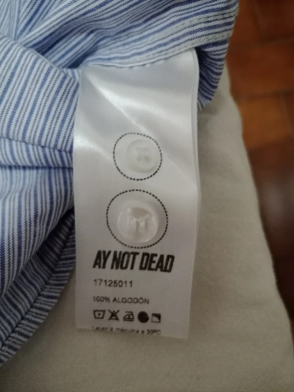 Camisa Ay Not Dead - Vista 6