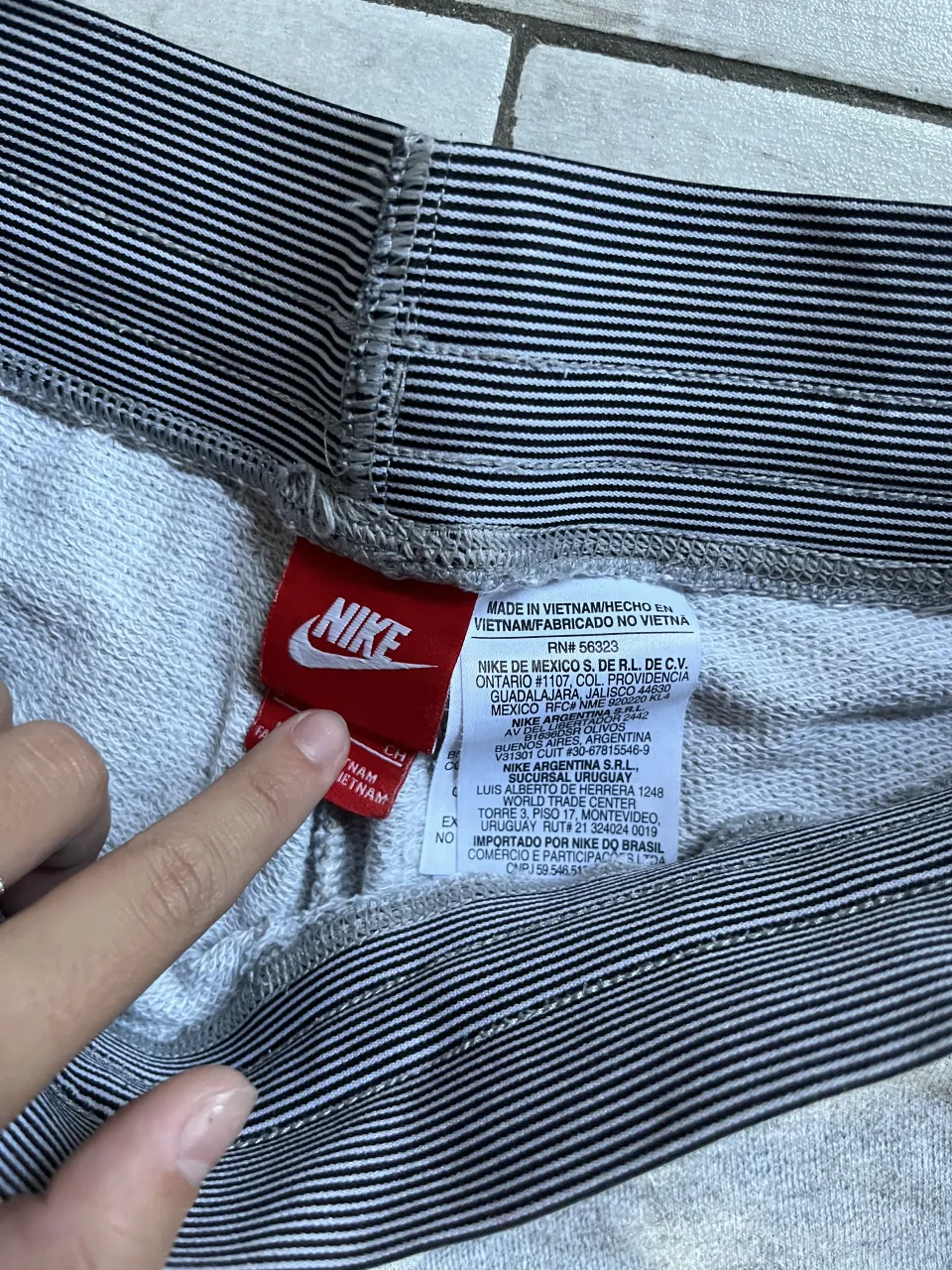 Pantalón Nike - imagen 2