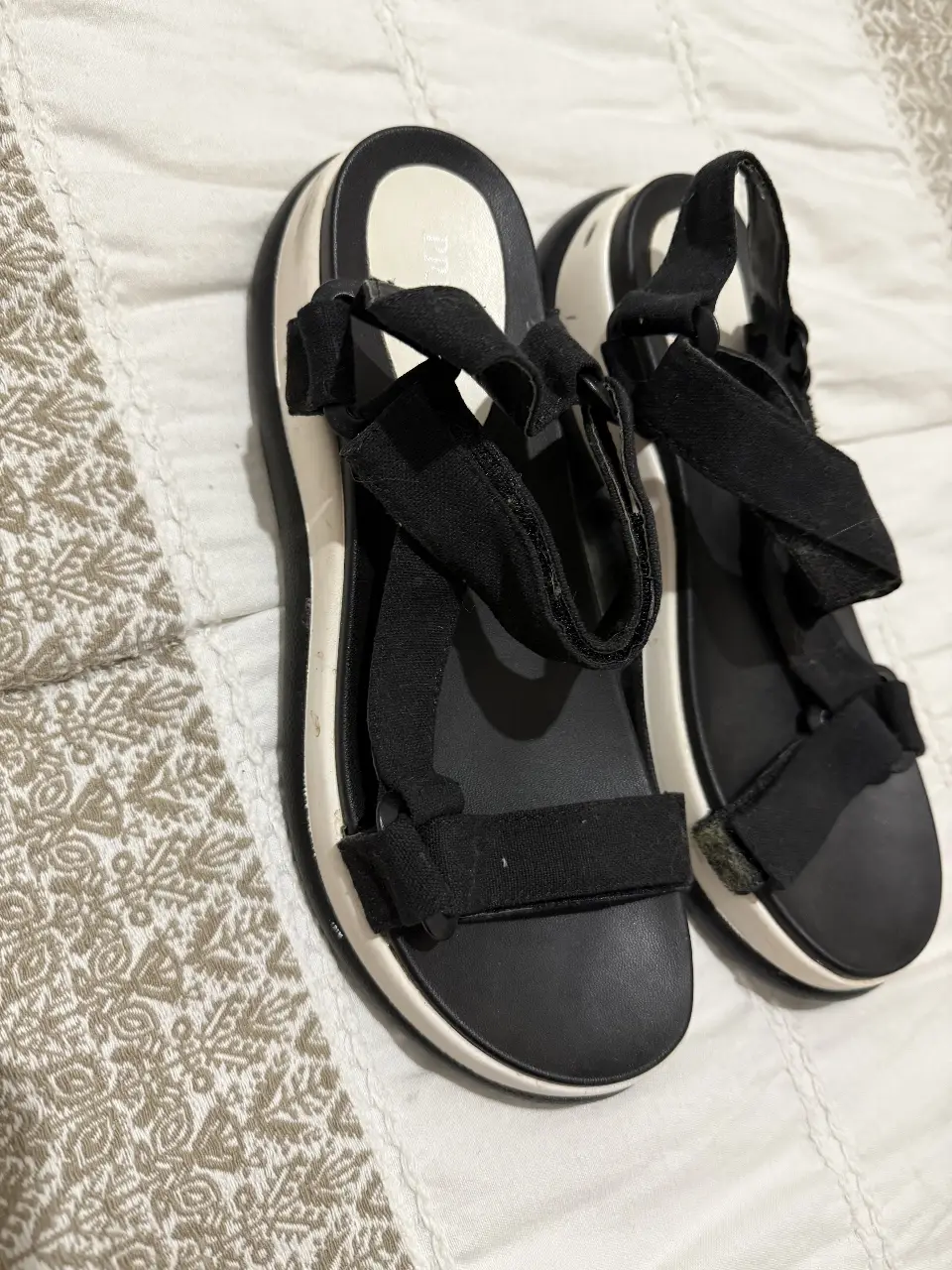 Sandalias Prüne